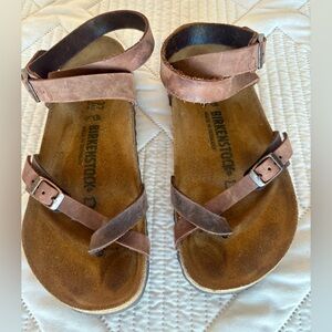 BIRKENSTOCK Yara